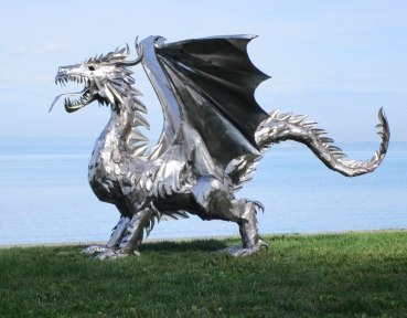 Große Drachen Skulptur Edelstahl mit Flügel
