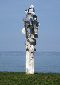 Große abstrakte Edelstahl Außenskulptur