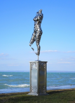 Große Akt Skulptur Edelstahl Garten