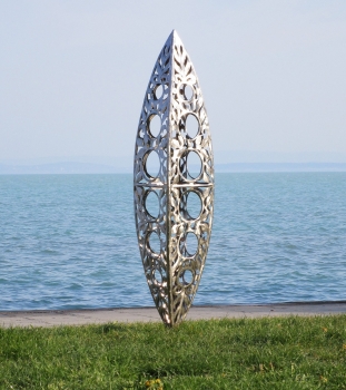 Huge thin garden sculpture