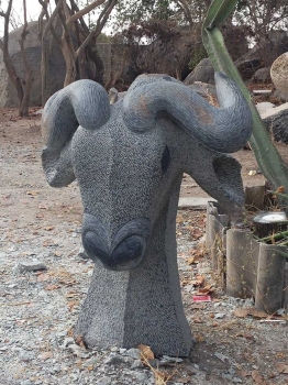 Stein Skulptur Das Biest