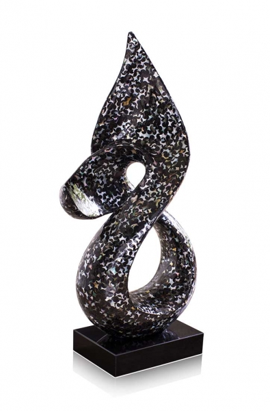 Black Conch sculpture