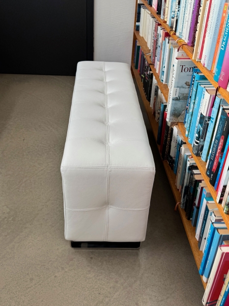 Bench leather white