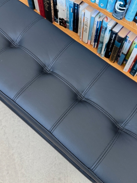 Bench leather black