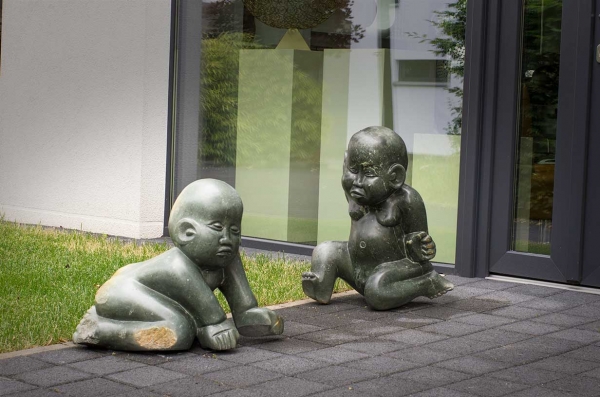 Sculpture angry babies