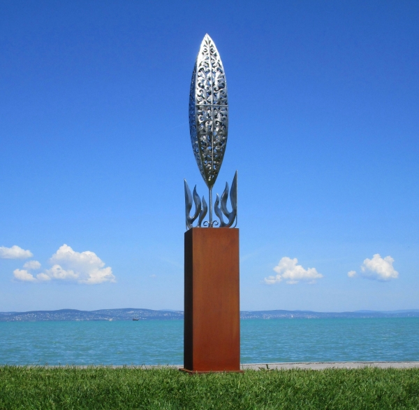 Artwork on rusty column