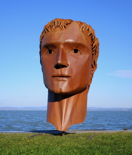 Sculpture Julius Cäsar head rusty
