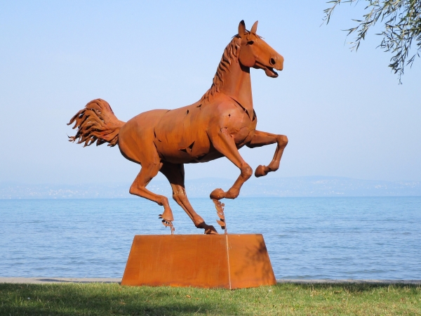 Iron horse sculpture