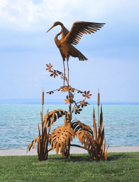 Big heron garden sculpture rusty