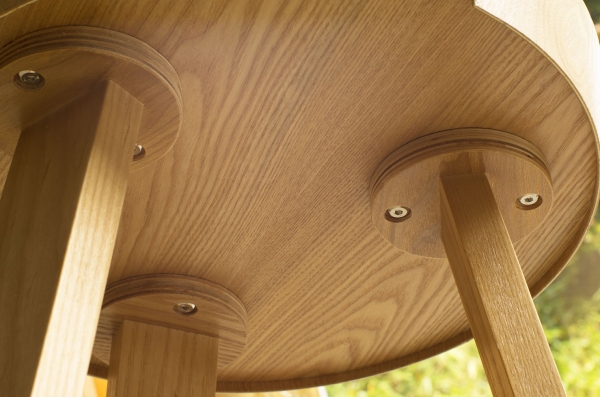 Side table oak