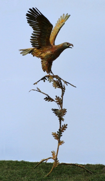 Eagle sculpture rusty iron